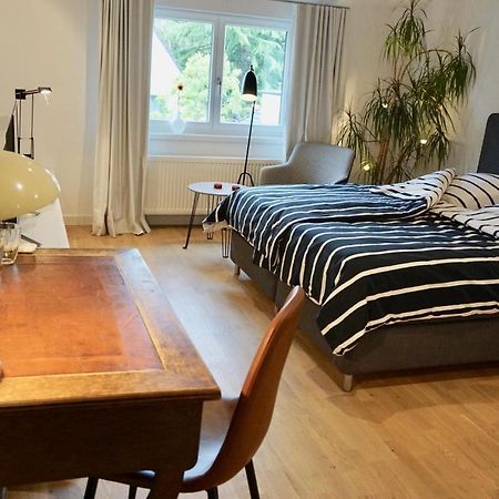 Privatzimmer Schoenfelder Düsseldorf Exterior foto
