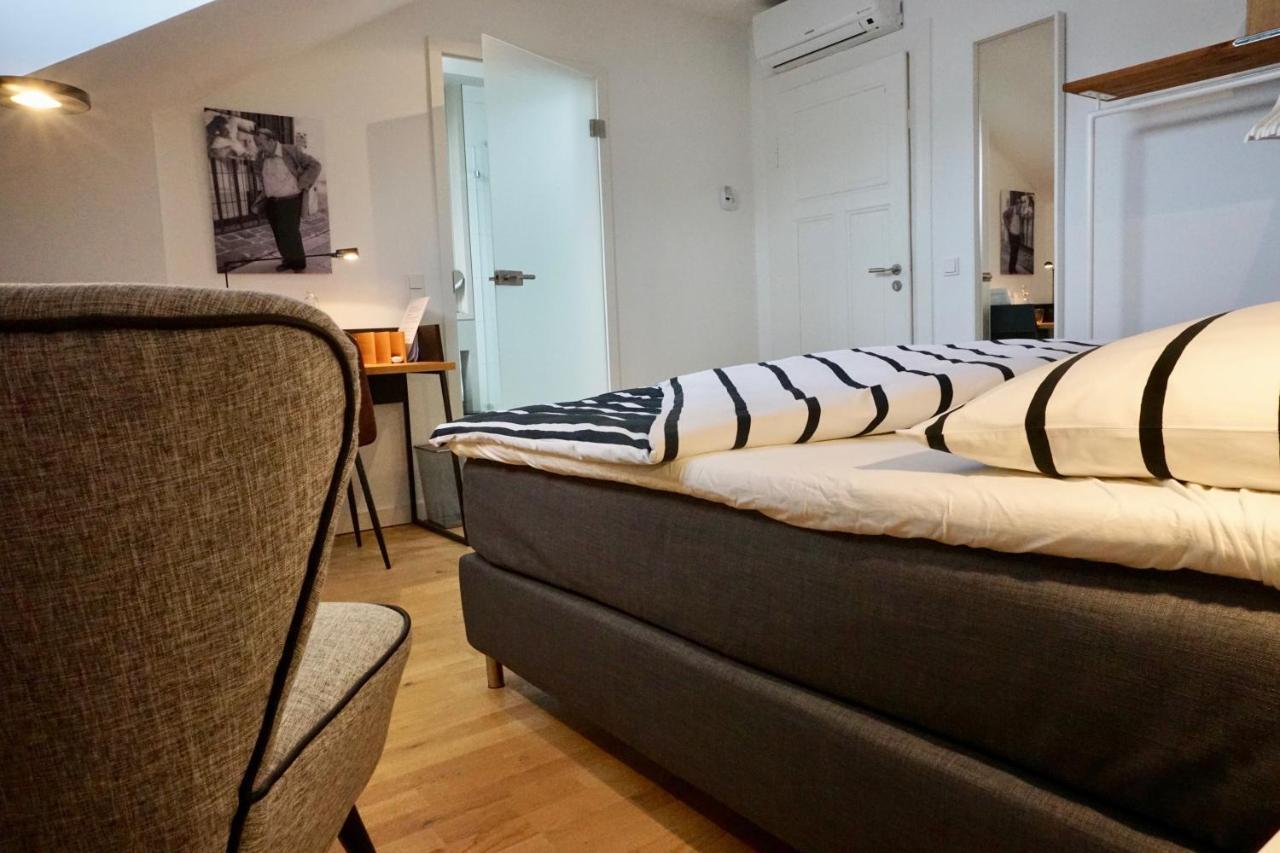 Privatzimmer Schoenfelder Düsseldorf Exterior foto