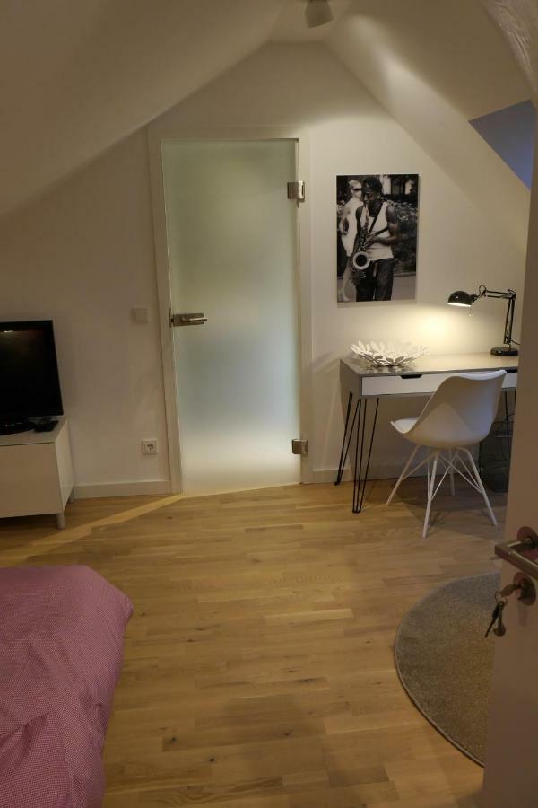 Privatzimmer Schoenfelder Düsseldorf Exterior foto